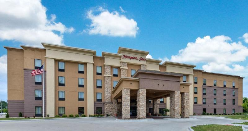 Hampton Inn Iowa City/University Area Zewnętrze zdjęcie