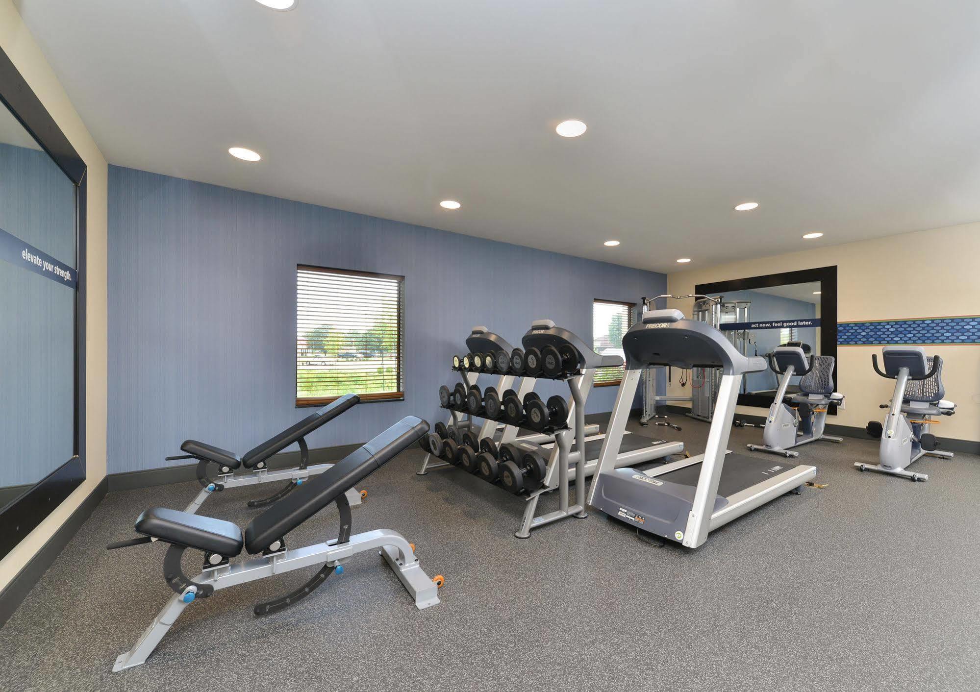 Hampton Inn Iowa City/University Area Zewnętrze zdjęcie